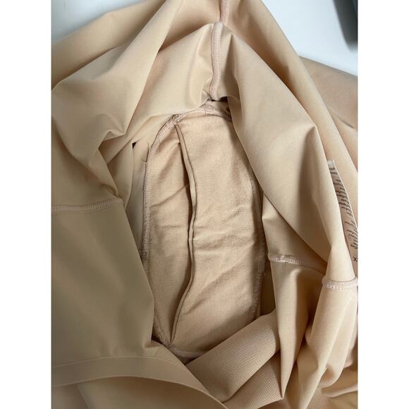 SPANX Thinstincts Open-bust Mid-thigh Bodysuit shapewear tan size large - Picture 4 of 7